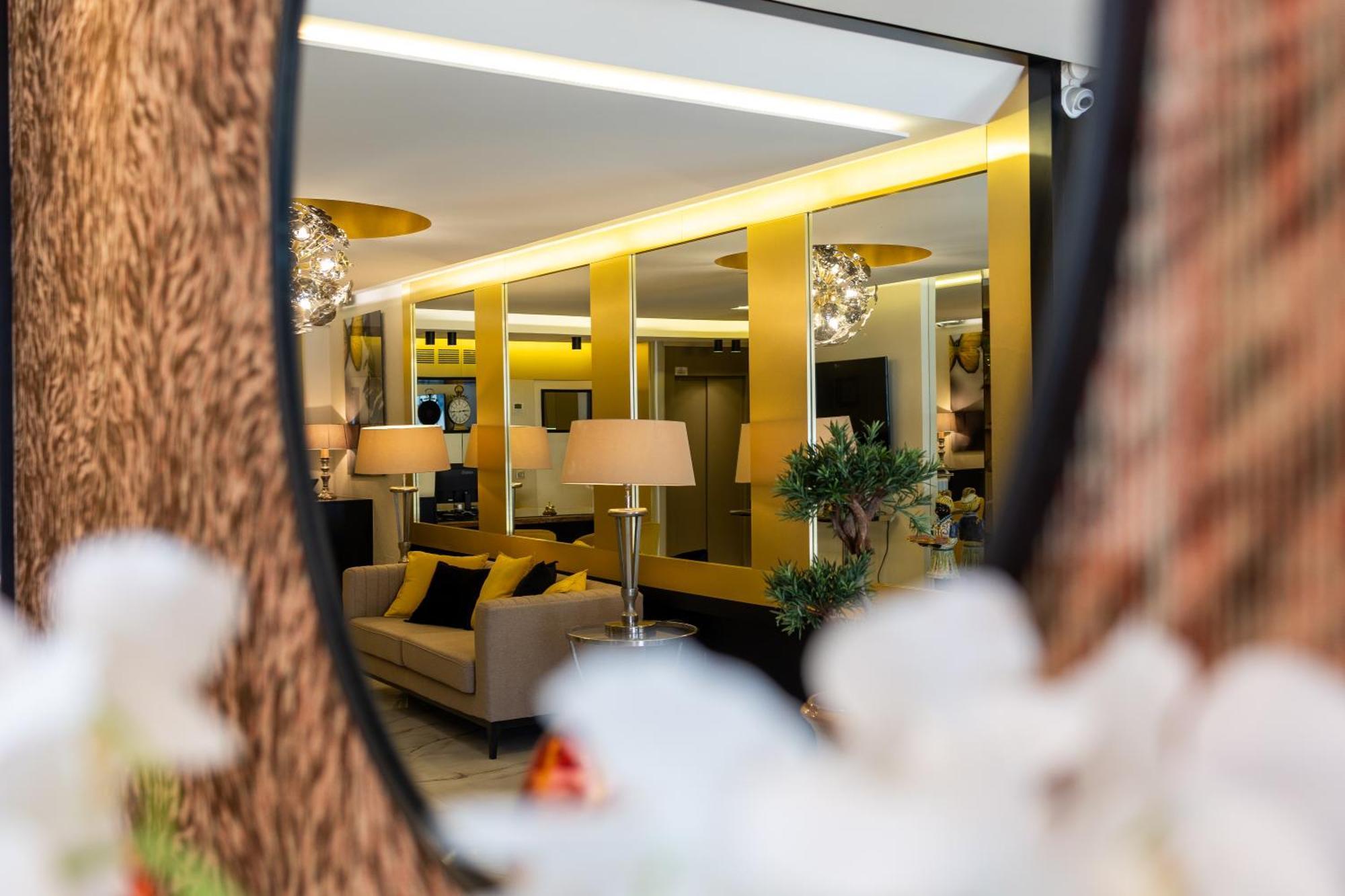 Hotel Le Fouquet'S Cannes Eksteriør bilde